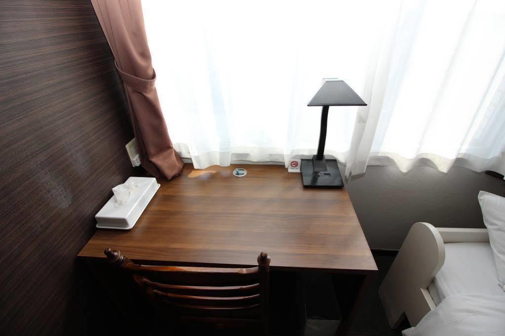 Hotel Chrysantheme Киото Екстериор снимка